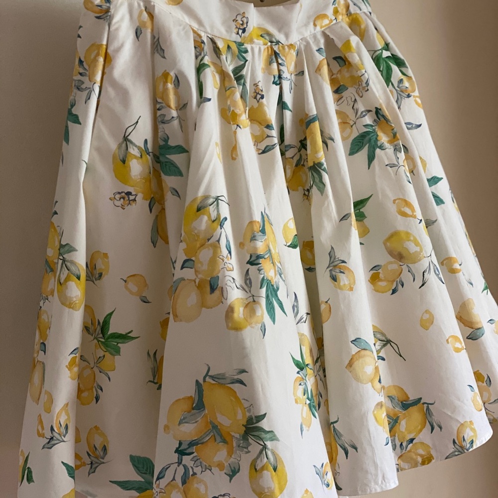 H&M Watercolor Lemon print skirt